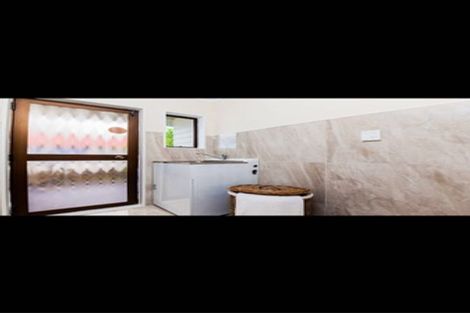 Photo of property in 43 Gosford Drive, Botany Downs, Auckland, 2010