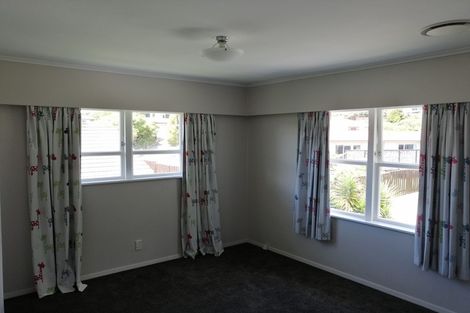 Photo of property in 38 Pembroke Street, Tawa, Wellington, 5028