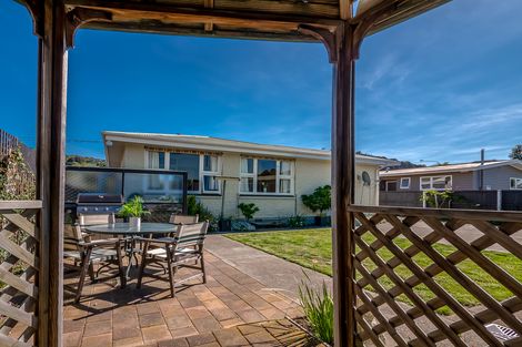 Photo of property in 71a Main Road, Redcliffs, Christchurch, 8081