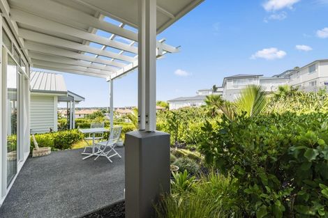 Photo of property in 44 Landmark Terrace, Orewa, 0931