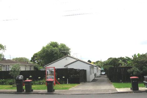 Photo of property in 2/5 Leonard Road, Mount Wellington, Auckland, 1060