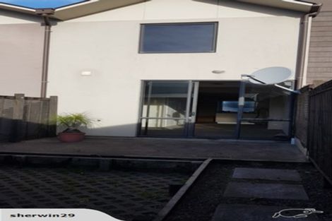 Photo of property in 20 Opito Way, East Tamaki, Auckland, 2013