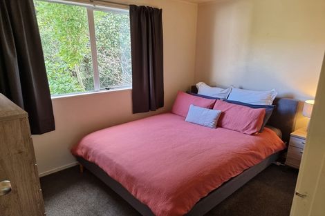 Photo of property in 73 Heta Road, Highlands Park, New Plymouth, 4312