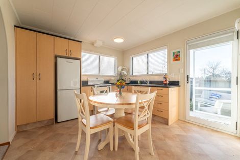 Photo of property in 1/52 Avenue Road, West End, Timaru, 7910