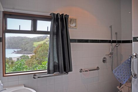 Photo of property in 58 Grand View Road, Leigh, 0985