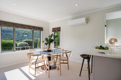 Photo of property in 2 Pearl Lane, Arrowtown, 9302