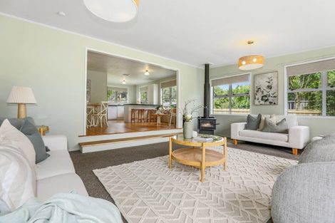 Photo of property in 21 Oxford Road, Lake Rotoma, Rotorua, 3074