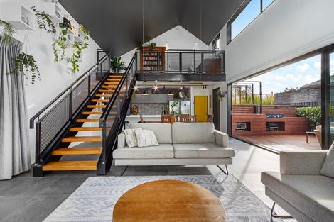 Photo of property in 5a Cherry Place, Casebrook, Christchurch, 8051