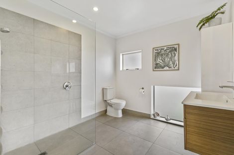 Photo of property in 1/29 Hill Crescent, New Lynn, Auckland, 0600