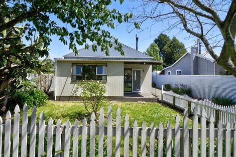 Photo of property in 25 Clifton Avenue, Carterton, 5713