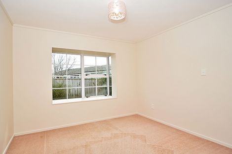Photo of property in 27 Tula Lane, Kelvin Grove, Palmerston North, 4470