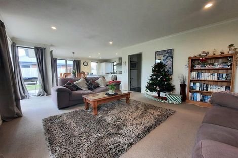 Photo of property in 152 Rolleston Drive, Rolleston, 7614