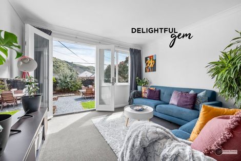 Photo of property in 132 Reynolds Street, Taita, Lower Hutt, 5011