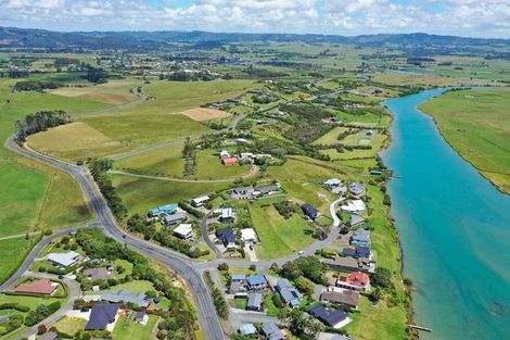 Photo of property in 15 Riverview Place, Waipu, 0582