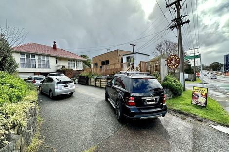 Photo of property in 1/174 Lake Road, Northcote, Auckland, 0627