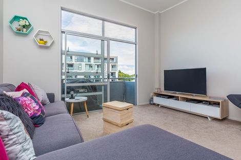 Photo of property in 3/3 Ngahura Street, Eden Terrace, Auckland, 1021