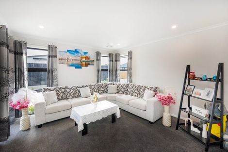 Photo of property in 8 Henty Lane, Marton, 4710