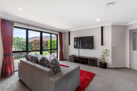 Photo of property in 3 Margaret Place, Waiuku, 2123