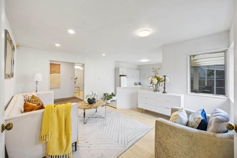 Photo of property in 26 Dannemora Drive, Dannemora, Auckland, 2016