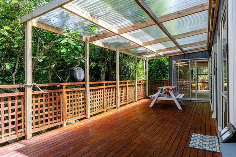 Photo of property in 8a Williams Terrace, Fitzherbert, Palmerston North, 4410