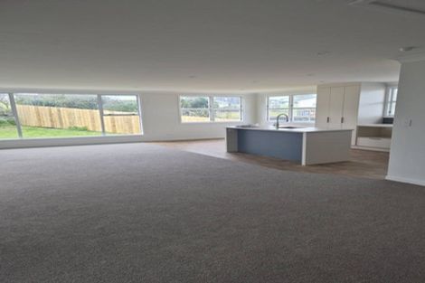 Photo of property in 28 Pukehina Parade, Pukehina, Te Puke, 3189