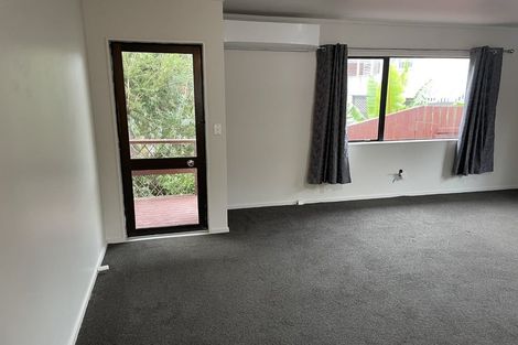 Photo of property in 9b Penton Road, Stanmore Bay, Whangaparaoa, 0932