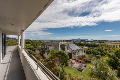 Photo of property in 136 Winara Avenue, Waikanae, 5036