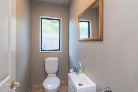 Photo of property in 4 Avion Terrace, Raumati Beach, Paraparaumu, 5032