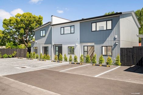 Photo of property in 4/9 Smiths Avenue, Papakura, 2110