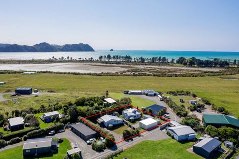Photo of property in 22a Rangiuia Road, Tolaga Bay, 4077