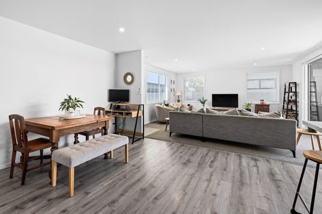 Photo of property in 127a Taradale Road, Onekawa, Napier, 4110