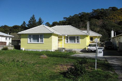 Photo of property in 26 Dover Road, Wainuiomata, Lower Hutt, 5014