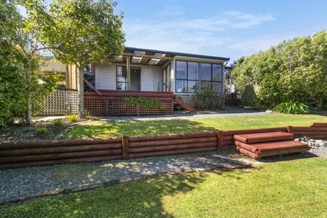 Photo of property in 5 Waipounamu Drive, Kelson, Lower Hutt, 5010