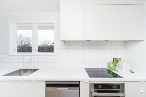 Photo of property in 49 Pitama Road, Awapuni, Palmerston North, 4412