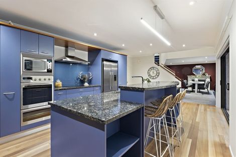 Photo of property in 11 Antilla Place, Half Moon Bay, Auckland, 2012