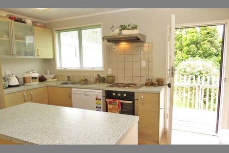 Photo of property in 23 Kerria Place, Sunnynook, Auckland, 0620