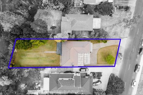 Photo of property in 71 Dundale Avenue, Blockhouse Bay, Auckland, 0600