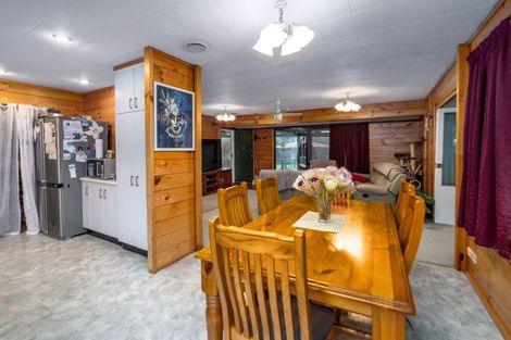 Photo of property in 74 Charles Street, Carterton, 5713