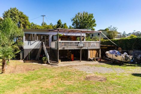 Photo of property in 106 Komiti Road, Tinopai, Matakohe, 0593