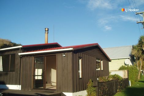 Photo of property in 9 Greenacres Street, Macandrew Bay, Dunedin, 9014