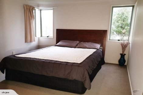 Photo of property in 73 Pemberton Avenue, Bayview, Auckland, 0629