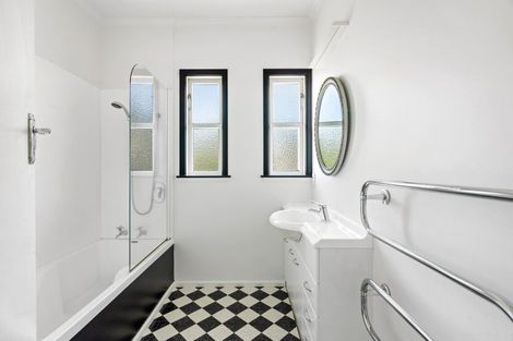 Photo of property in 118a Vigor Brown Street, Napier South, Napier, 4110