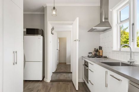 Photo of property in 18 Coopers Road, Dallington, Christchurch, 8061