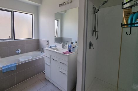 Photo of property in 13 Raupo Place, Rototuna North, Hamilton, 3210