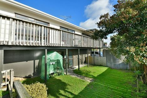 Photo of property in 836 Whangaparaoa Road, Manly, Whangaparaoa, 0930