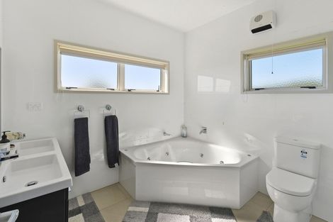 Photo of property in 356 Upper Queen Street, Pukekohe, 2120