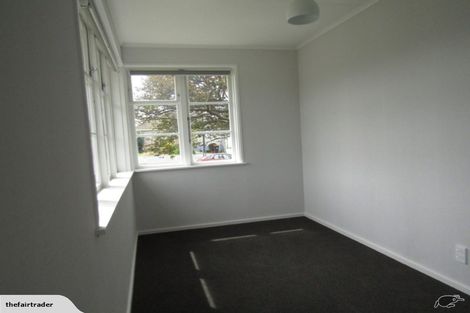 Photo of property in 2 Forth Terrace, Roslyn, Palmerston North, 4414