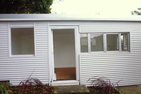 Photo of property in 1 Kenwyn Terrace, Newtown, Wellington, 6021