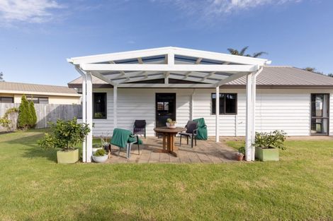Photo of property in 57a Hartford Avenue, Papamoa Beach, Papamoa, 3118