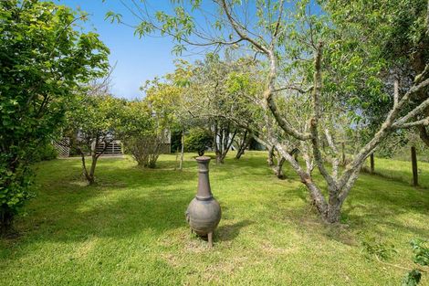 Photo of property in 118 Trig Road, South Head, Helensville, 0874